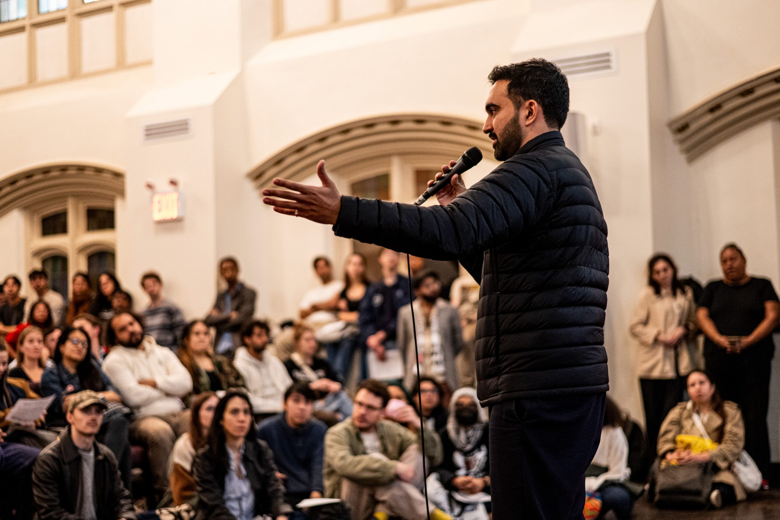 Zohran_Mamdani_Speaking_at_a_DSA_101_Meeting_at_the_Church_of_the_Village_in_NYC (1)