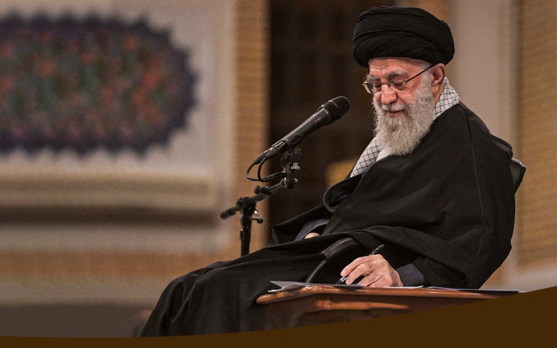 Sayyid_Ali_Khamenei_writing